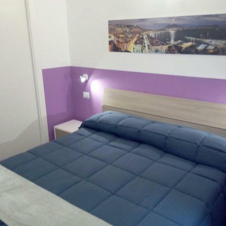 Bed and Breakfast Gradoni Di Chiaia Twenty Three Neapel Exterior foto