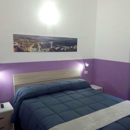Bed and Breakfast Gradoni Di Chiaia Twenty Three Neapel Exterior foto