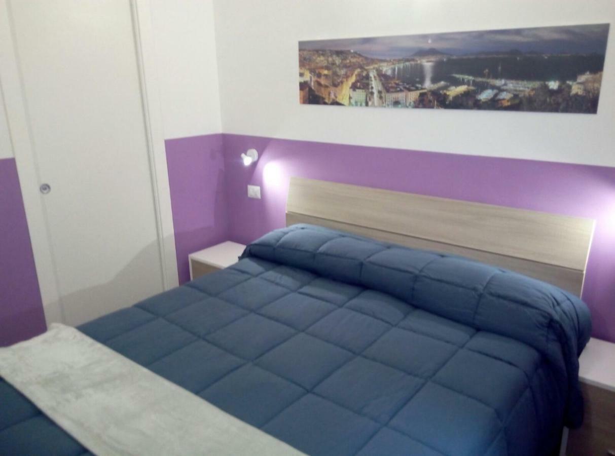 Bed and Breakfast Gradoni Di Chiaia Twenty Three Neapel Exterior foto