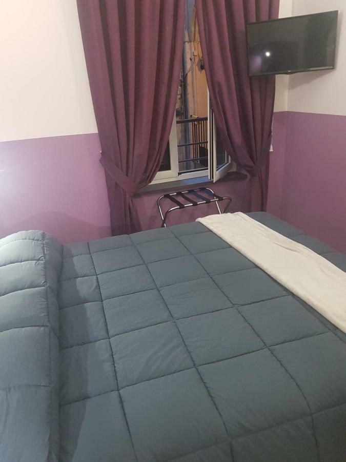 Bed and Breakfast Gradoni Di Chiaia Twenty Three Neapel Exterior foto